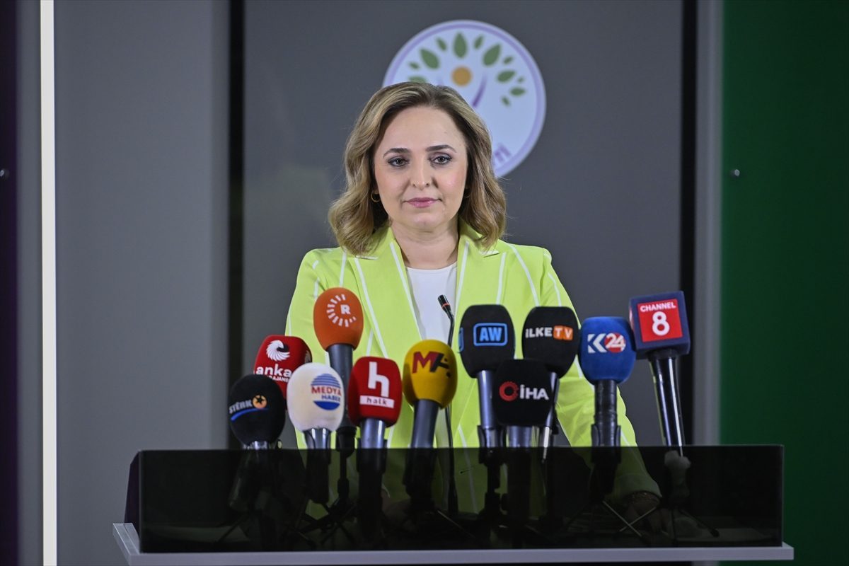 DEM Parti Sözcüsü Doğan, basın toplantısı düzenledi: