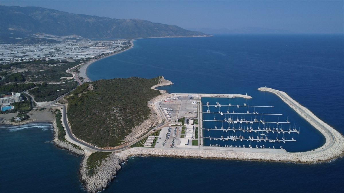 Demre’de yapılması planlanan kruvaziyer limanı turizme ivme kazandıracak
