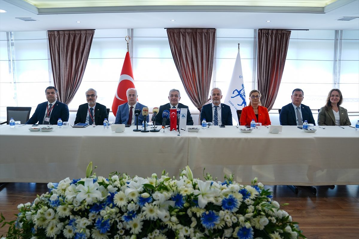 DEÜ’de İngilizce Tıp ile Havacılık ve Uzay Mühendisliği programları açıldı