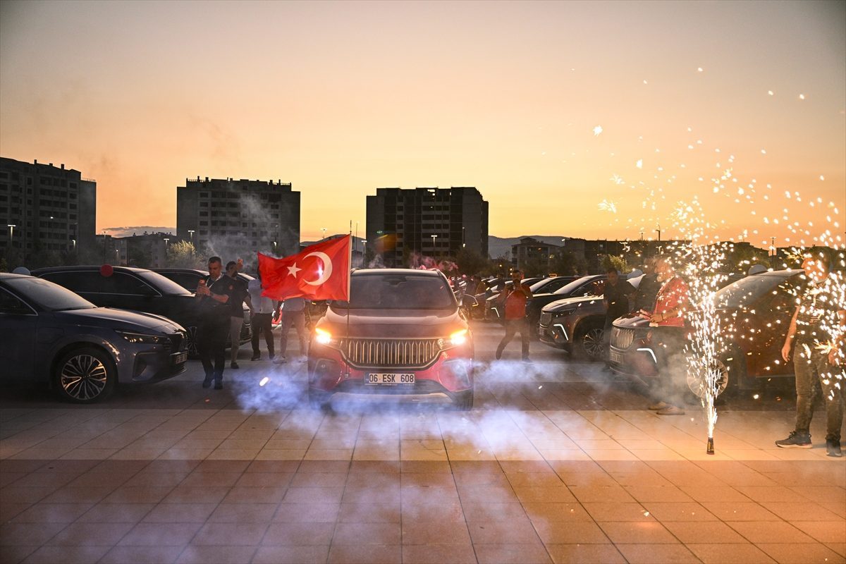 DMD hastası çocuğun TOGG aracına binme hayali gerçek oldu