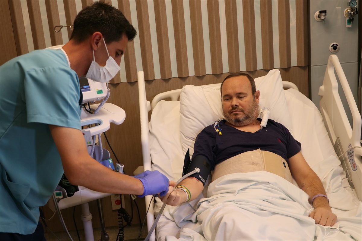 Dört kez nakil umuduyla gittiği hastanede bu kez iki böbrek nasip oldu