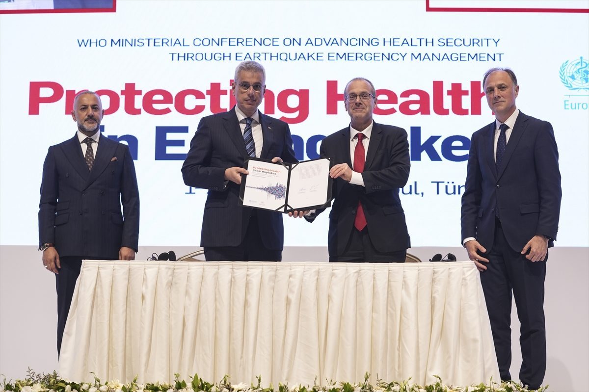 DSÖ Avrupa Bölge Direktörü Kluge, DSÖ Bakanlar Konferansı “İstanbul Bildirgesi İmza Töreni”nde konuştu: