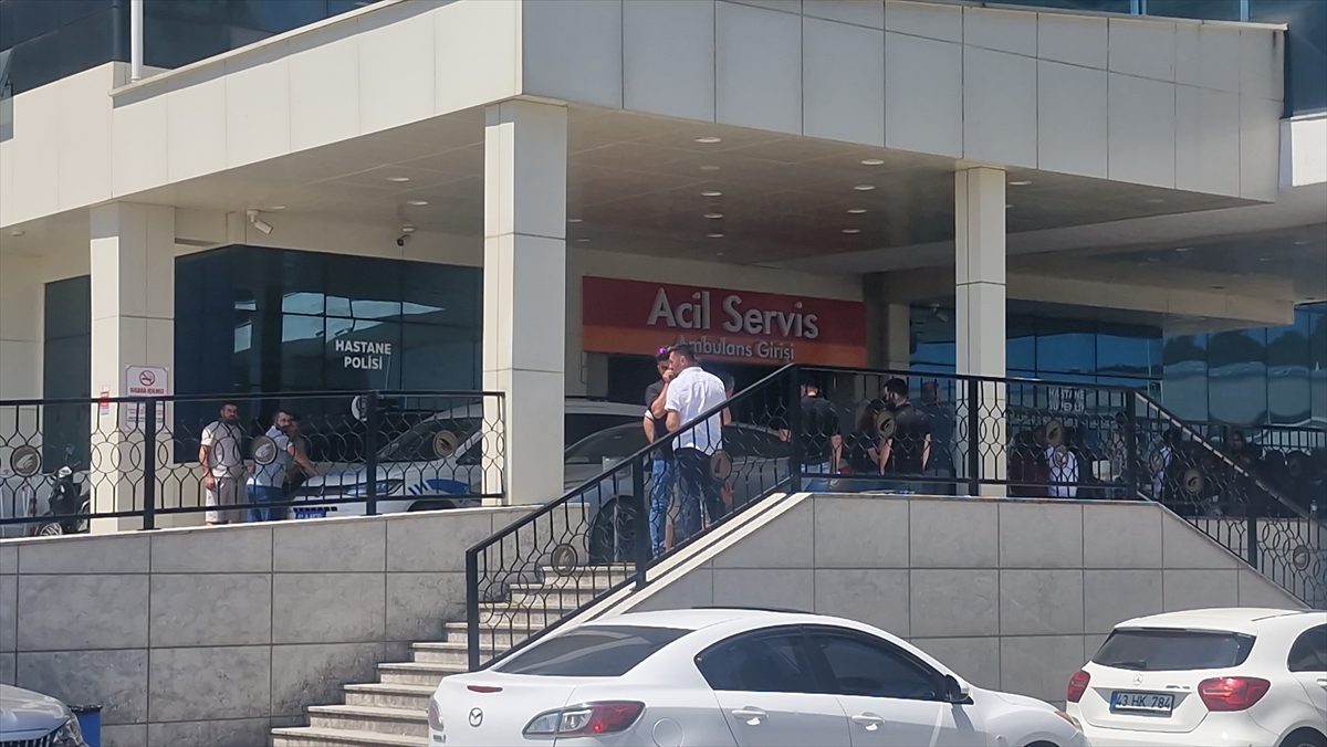 Düzce’de arazi anlaşmazlığından çıktığı iddia edilen kavgada silahla vurulan kişi ağır yaralandı