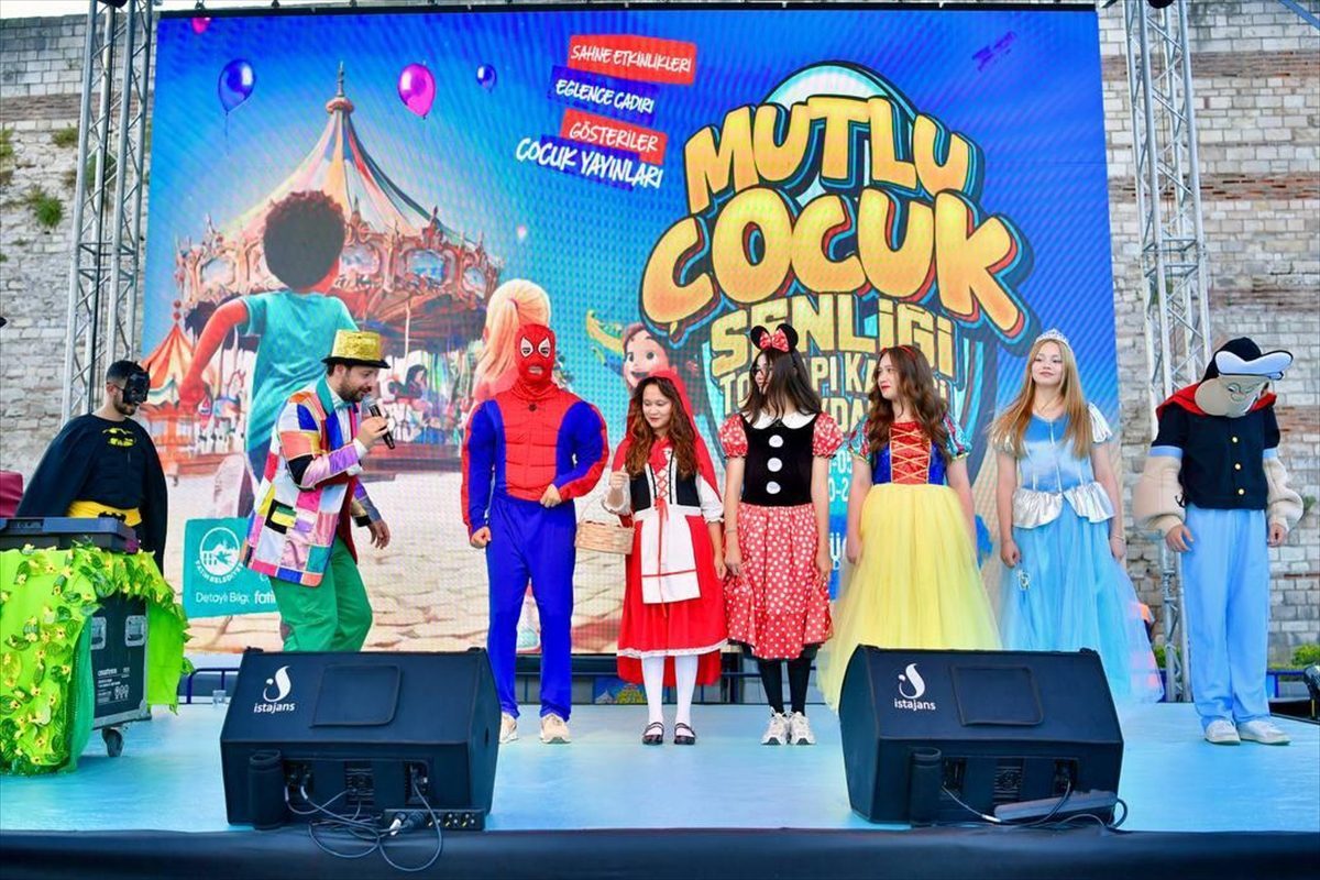 Fatih’te “Mutlu Çocuk Şenliği” düzenleniyor