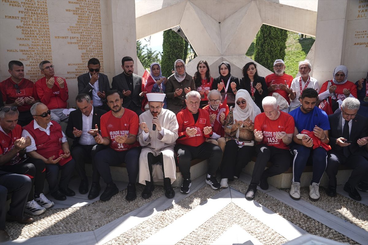 15 Temmuz Şehitler Köprüsü’ndeki “İrade Bizim, Zafer Bizim” Yürüyüşü tamamlandı