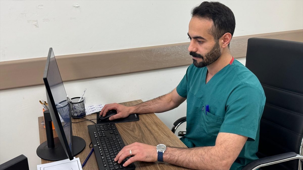 Filistinli doktor Giresun’daki hastanede hizmet veriyor