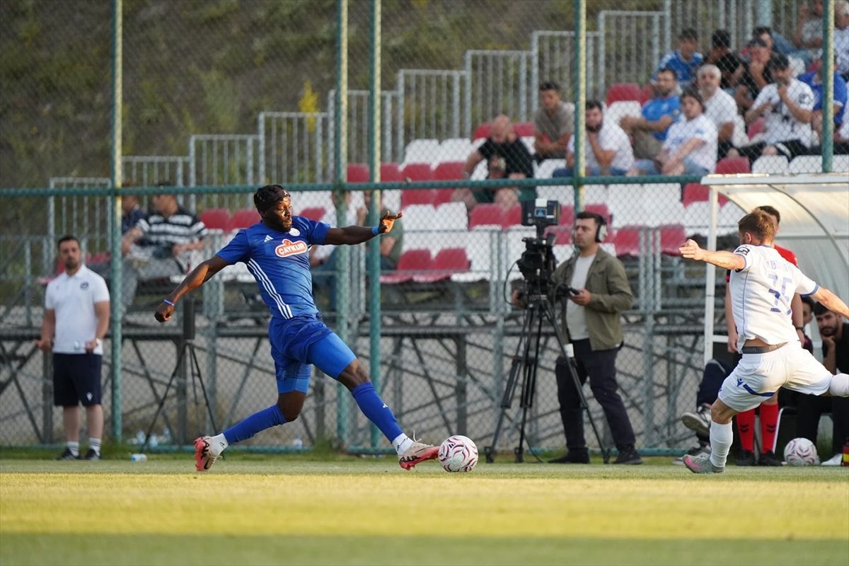 Futbol: Hazırlık maçı