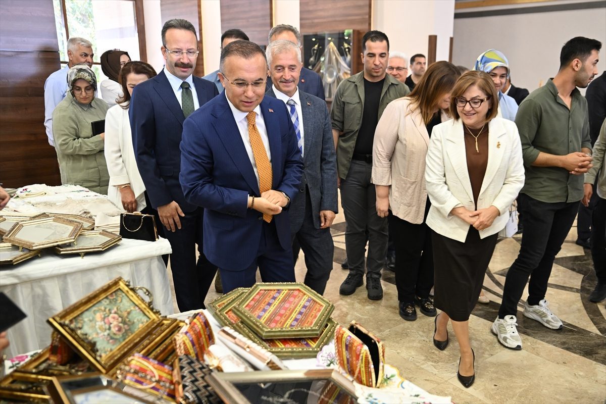 Gaziantep’te dezavantajlı kadın ve çocuklara yönelik “Sen Her Şeye Değersin” projesi tanıtıldı