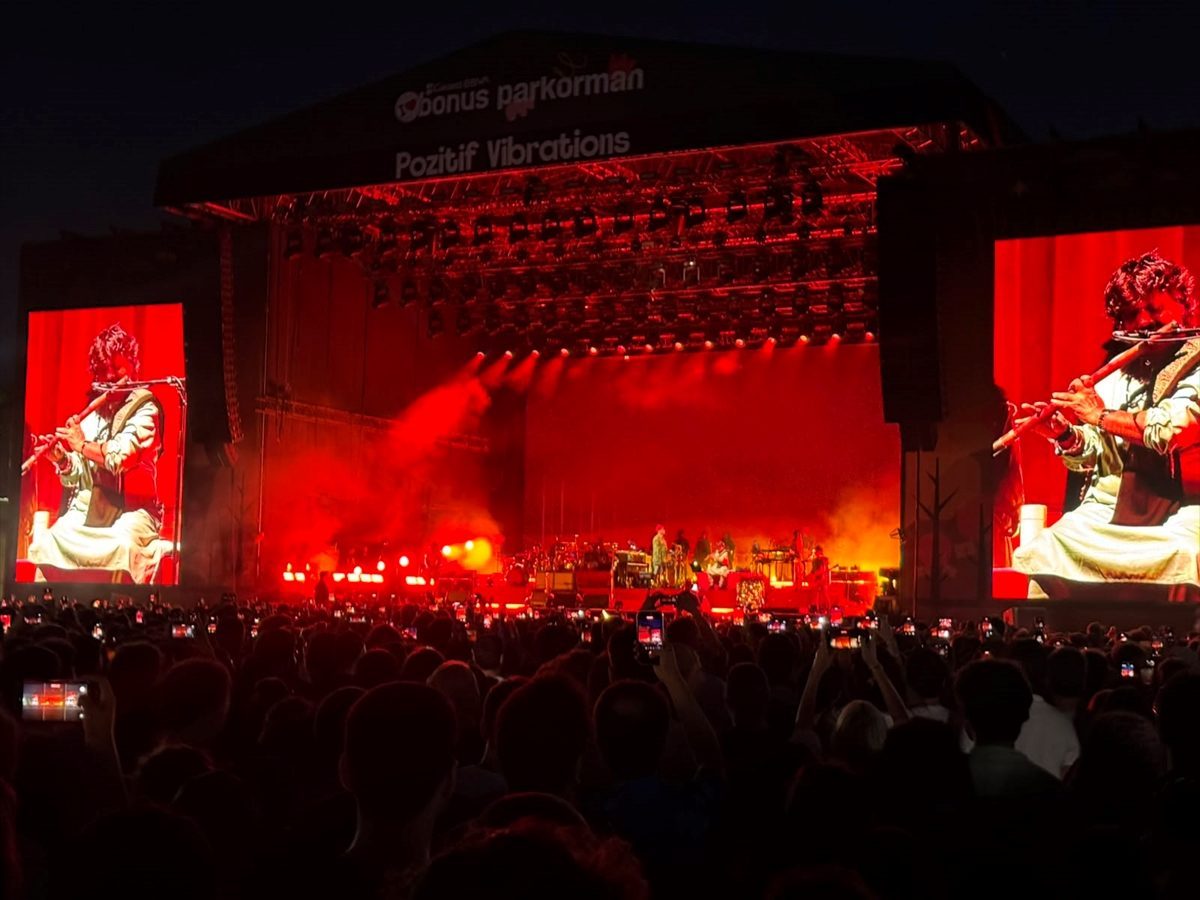Gorillaz grubu İstanbul’da müzikseverlerle buluştu