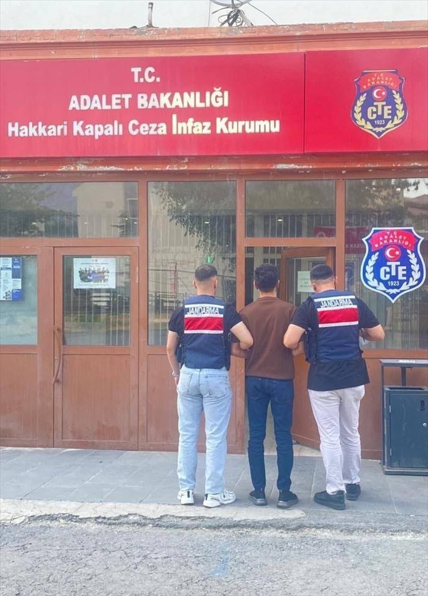 Hakkari’de haklarında kesinleşmiş hapis cezası bulunan 4 hükümlü yakalandı