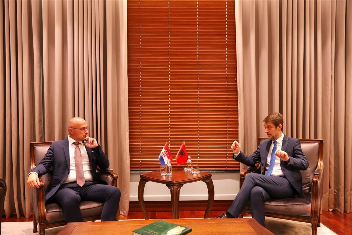 Hırvatistan’dan, Arnavutluk’un AB üyeliği için destek
