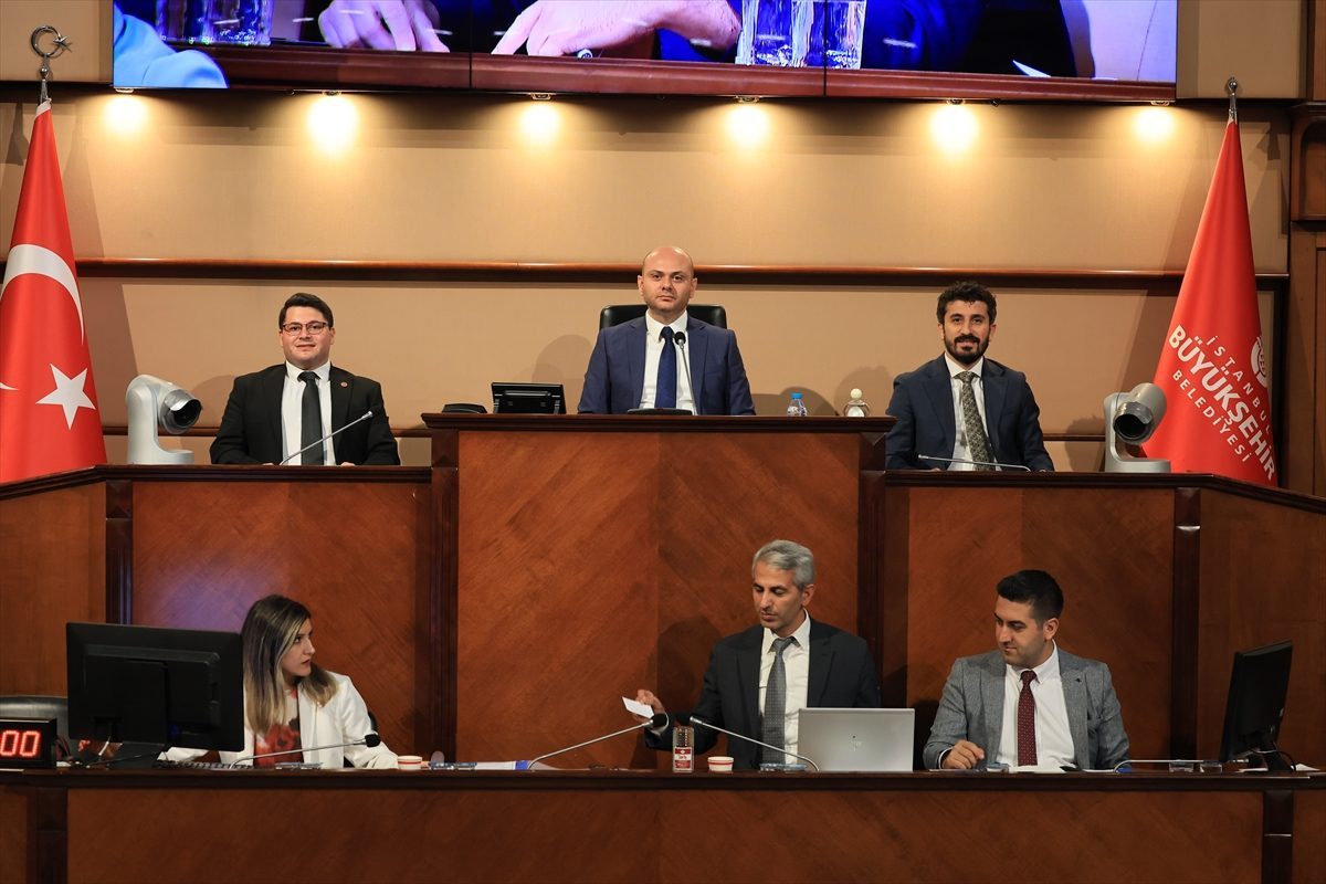İBB Meclisinde yediemin otopark ücretlerine yüzde 42,86’ya varan zam