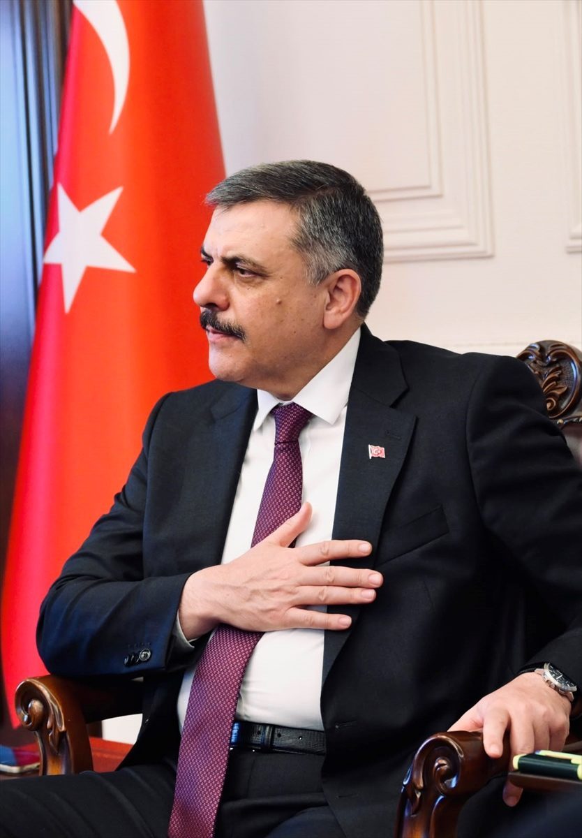 İçişleri Bakanı Çiftçi, Türkiye Gazi ve Şehit Aileleri Vakfı heyetiyle bir araya geldi: