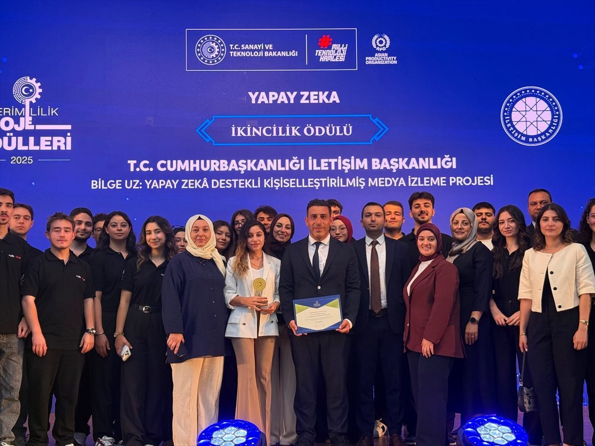 İletişim Başkanlığının “Bilge Uz: Yapay Zeka Destekli Kişiselleştirilmiş Medya İzleme Projesi”ne ödül