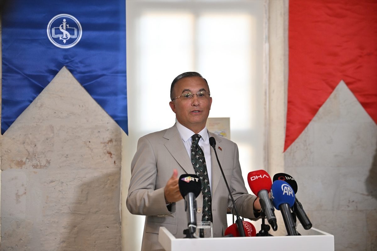 İş Bankası Kültür Yayınlarının 31. kitabevi Gaziantep’te açıldı