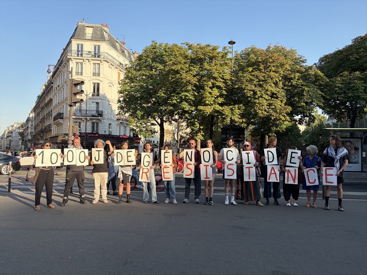 İsrail’in Gazze’deki soykırımda öldürdüğü Filistinliler, Paris’te anıldı