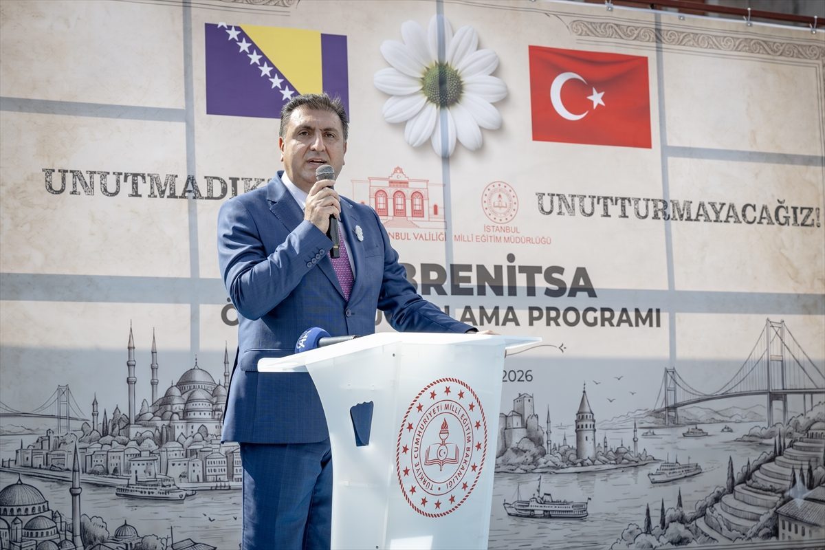 İstanbul’dan 200 öğrenci Srebrenitsa Soykırımı’nı anma etkinlikleri için Bosna Hersek’e uğurlandı