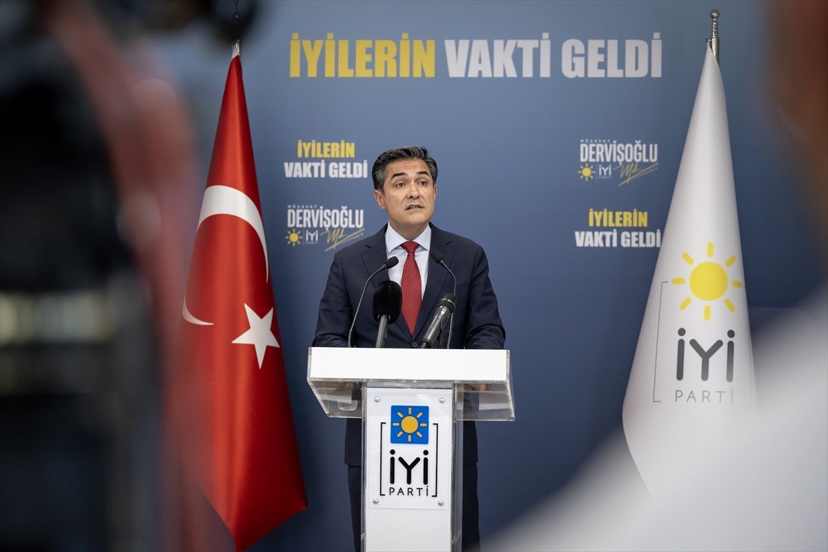 İYİ Parti Sözcüsü Kavuncu, basın toplantısı düzenledi: