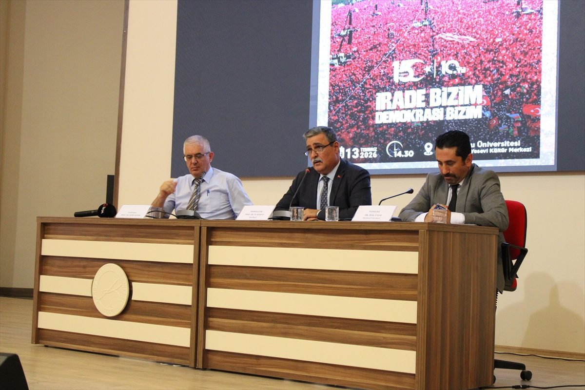 Kastamonu’da “15 Temmuz Demokrasi ve Milli Birlik Paneli” düzenlendi