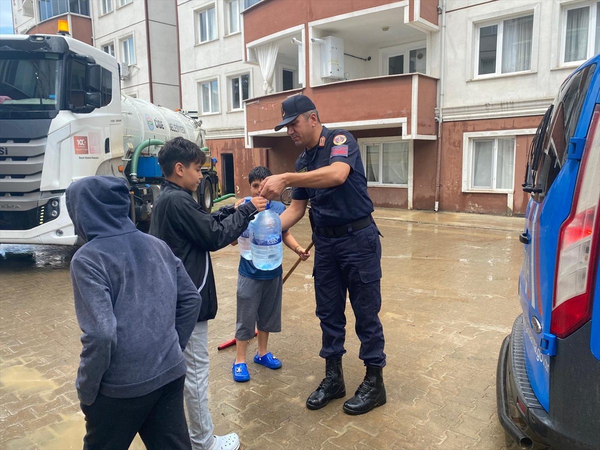 Kastamonu’da su baskınının ardından ekiplerin çalışması sürüyor