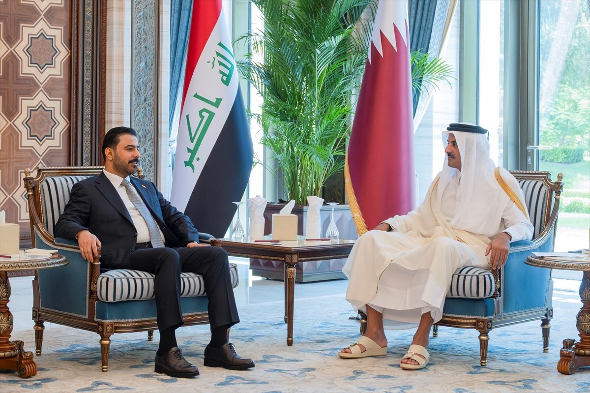 Katar Emiri Şeyh Temim Doha’da Irak Başbakanı Zeydi ile görüştü