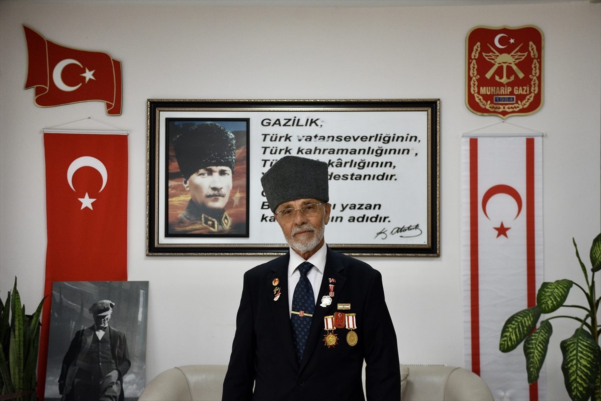 Kıbrıs gazisi denizden kurtardıkları silah arkadaşlarını unutamıyor