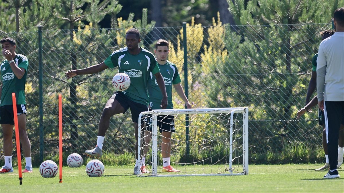 Kocaelispor, yeni sezon hazırlıklarını Düzce’de sürdürdü