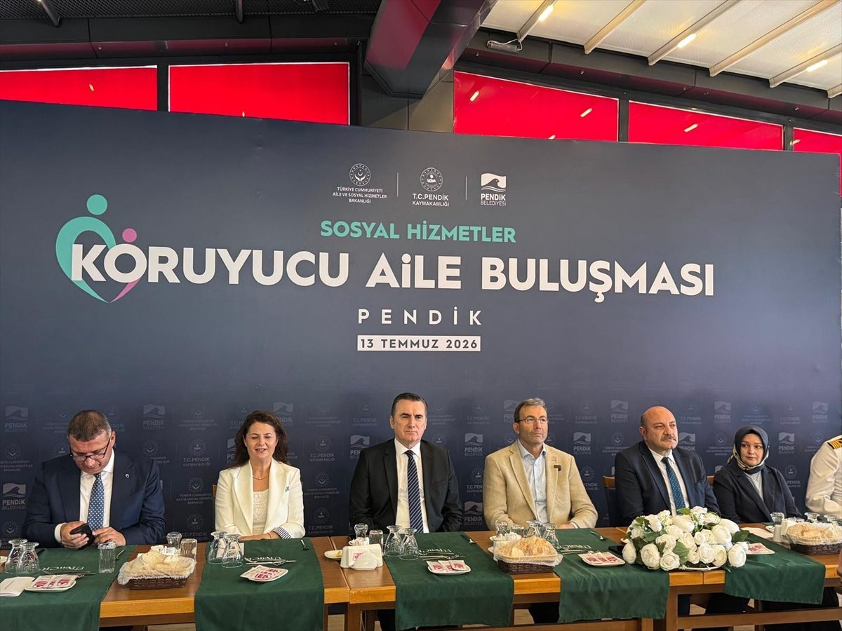 Koruyucu aileler Pendik’teki yemekte buluştu