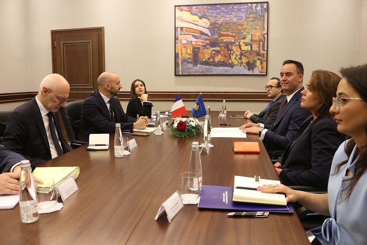 Kosova ile Fransa arasında 5 anlaşma imzalandı