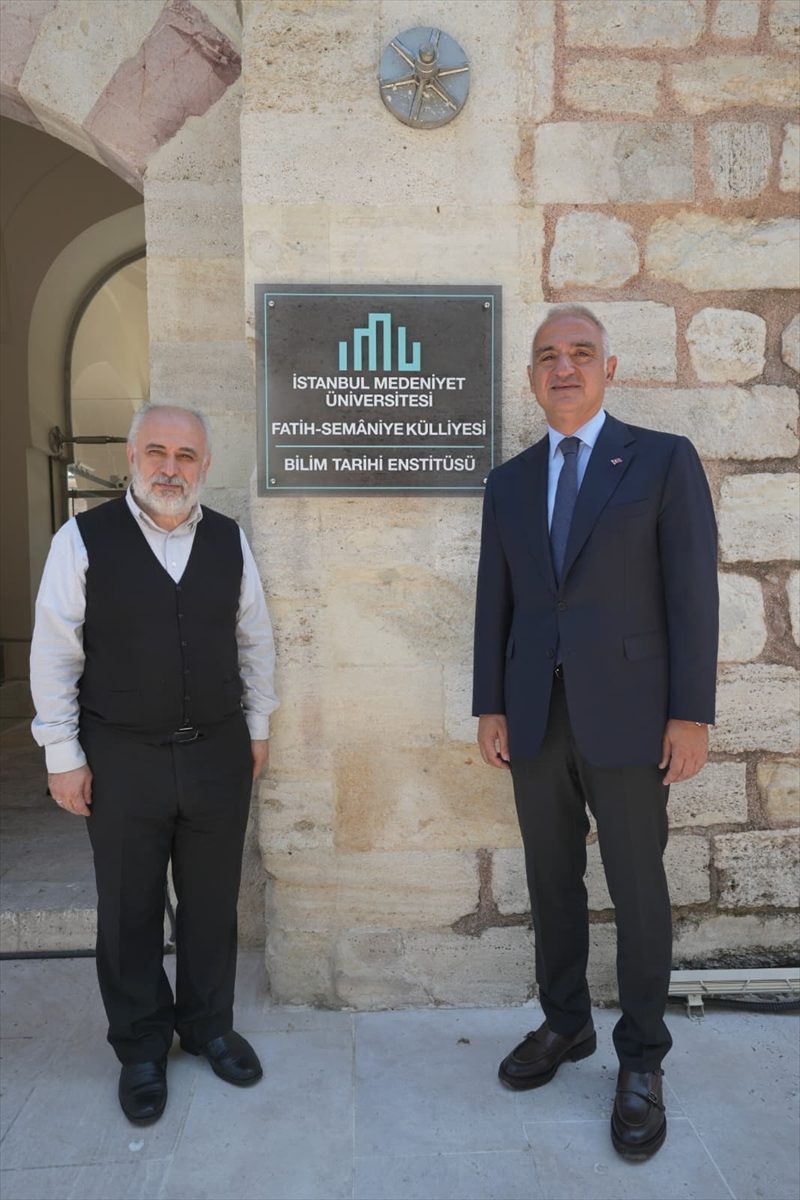 Kültür ve Turizm Bakanı Ersoy, bilim tarihçisi Prof. Dr. İhsan Fazlıoğlu ile görüştü