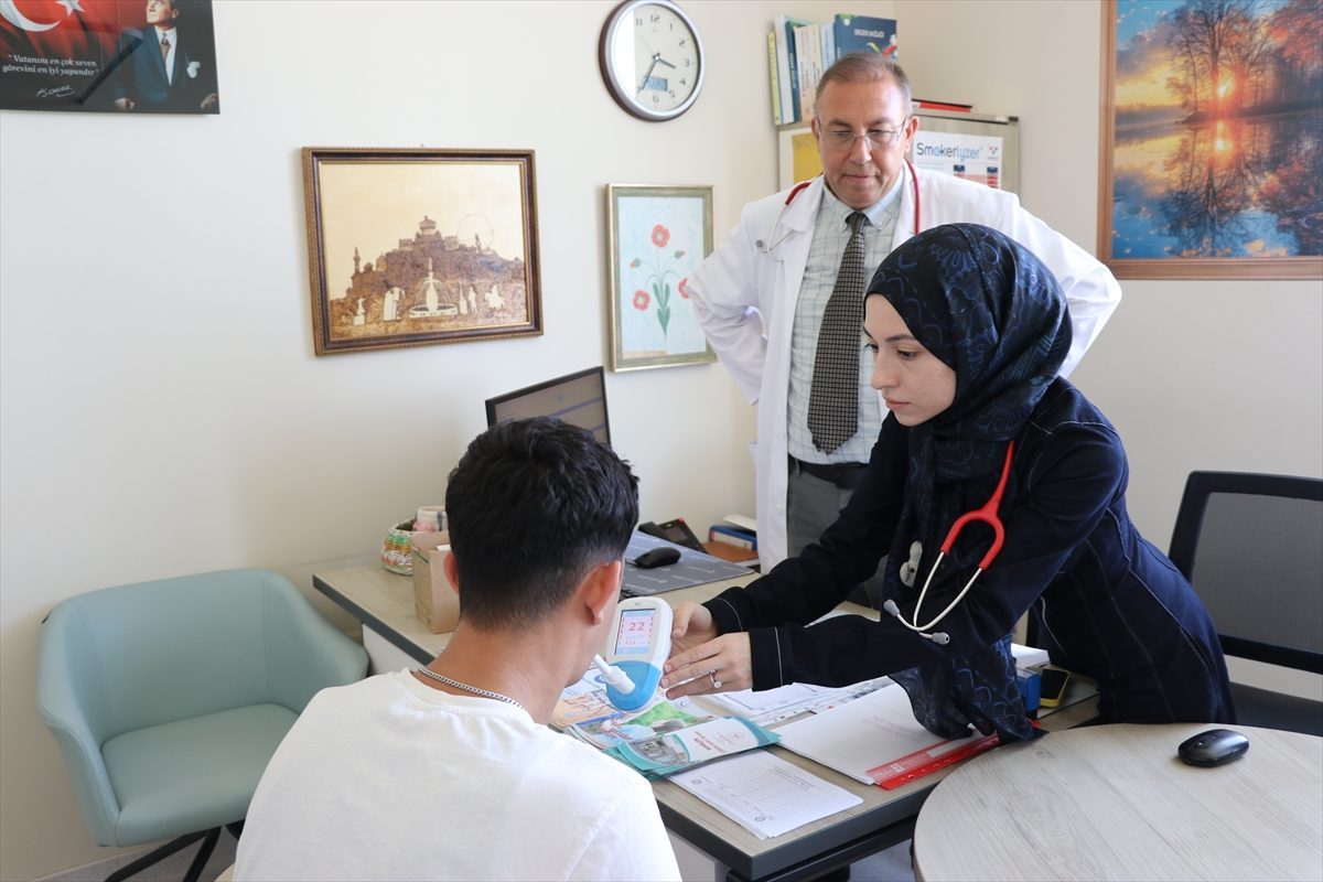 Kütahya’da tütün bağımlılığıyla mücadelede 12-18 yaş grubuna özel poliklinik desteği veriliyor