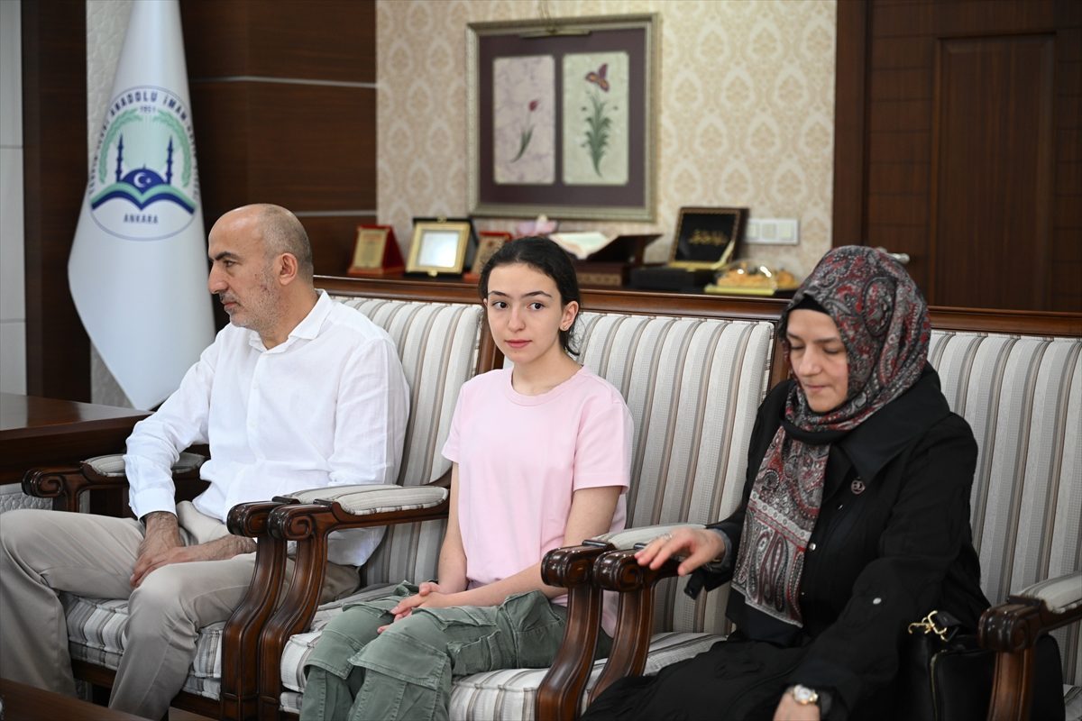 LGS sınavı birincileri, sınava hazırlanırken telefondan uzak kaldı
