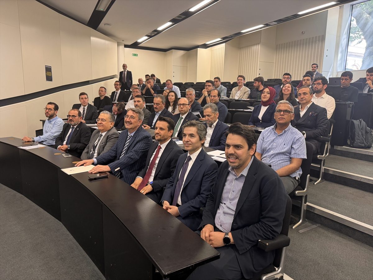 Londra’da Yükseköğretimde Şuurlu Gelecekler Çalıştayı düzenlendi