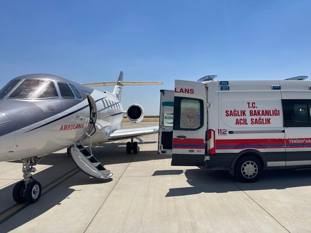 Mardin’de ambulans uçak 14 günlük bebek için havalandı