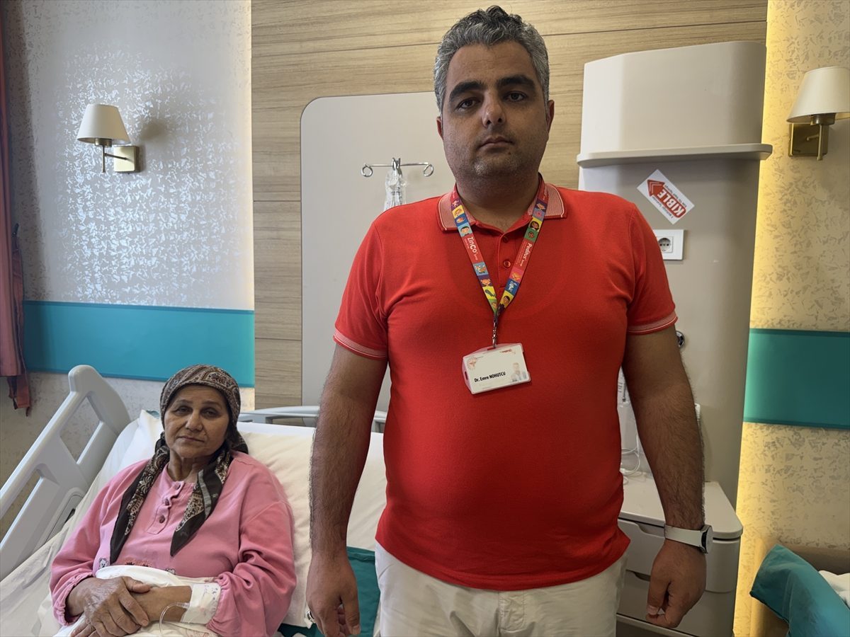 Menisküs ameliyatından kaçtı, diz ağrısı için sardığı ot bacaklarını yaktı