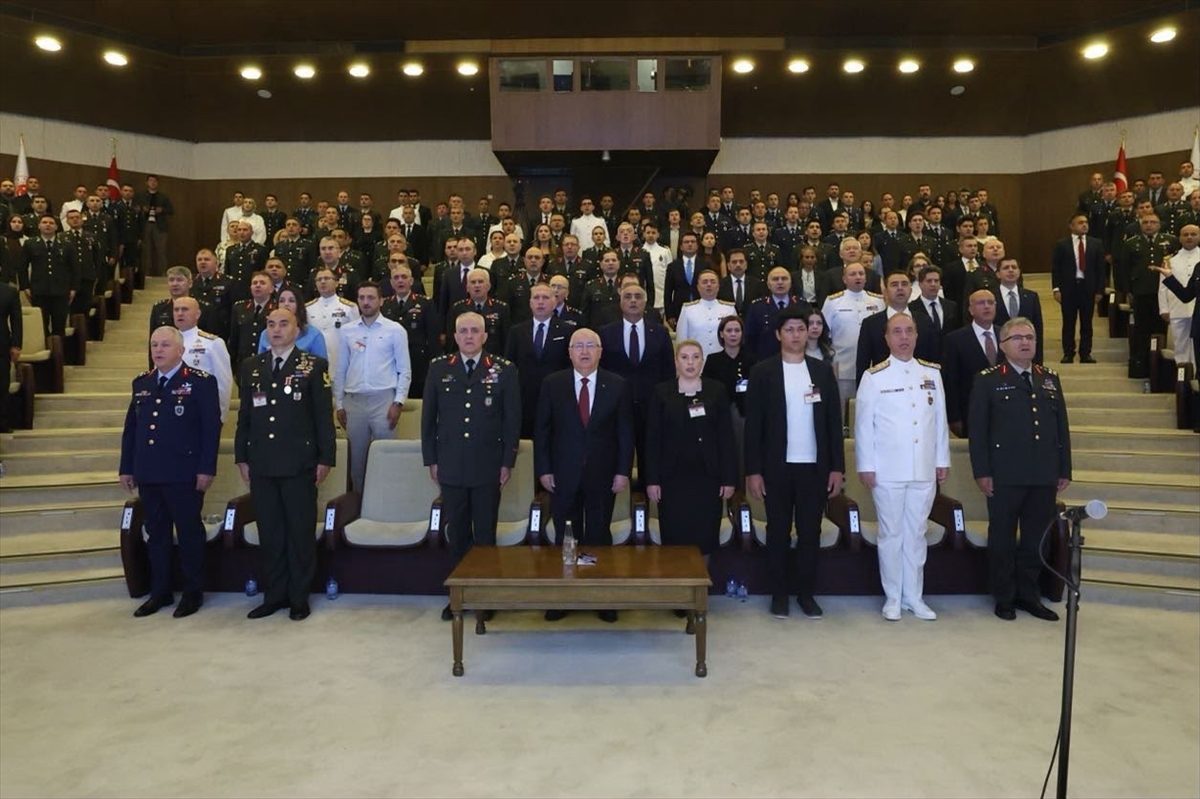 Milli Savunma Bakanlığında 15 Temmuz Demokrasi ve Milli Birlik Günü dolayısıyla tören düzenlendi