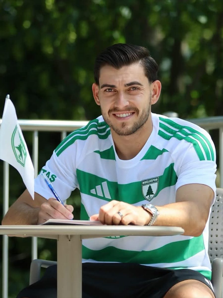 Muğlaspor, orta sahasını Ali Kaan Güneren ile güçlendirdi