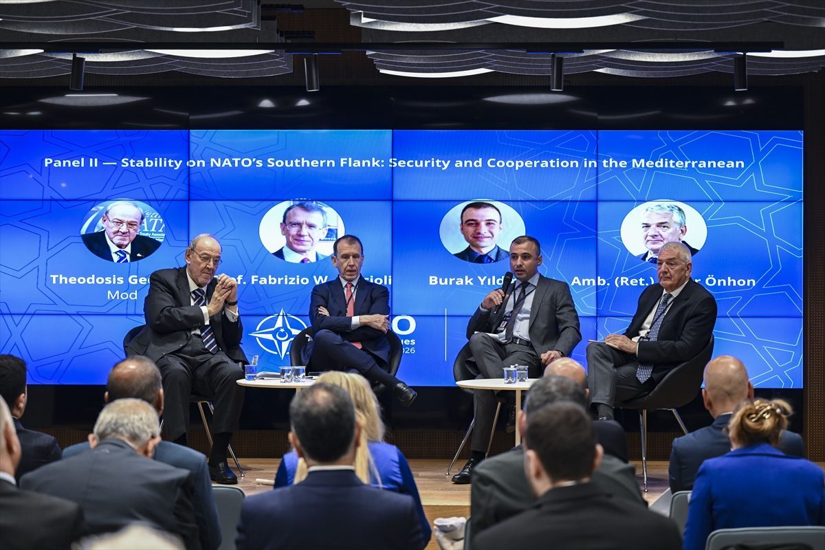 “NATO Zirvesi Diyalogları” kapsamında “NATO’nun Güney Kanadında İstikrar” konulu panel düzenlendi