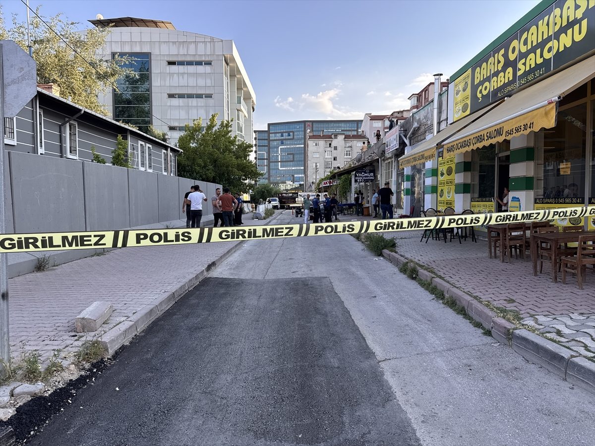 Niğde’de iki grup arasında çıkan silahlı kavgada 4 kişi yaralandı
