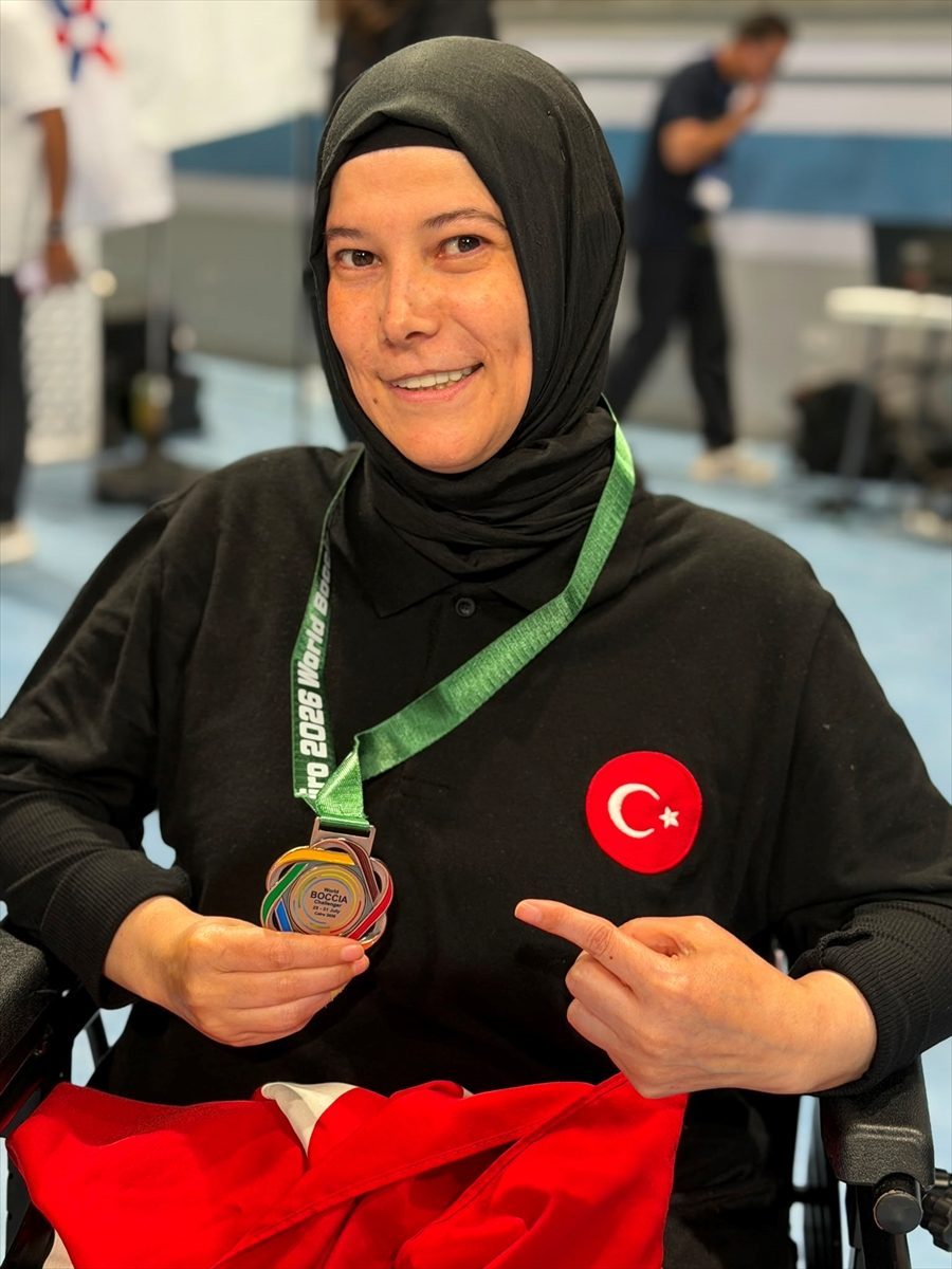 Para milli sporcular Mısır’da ikisi altın 3 madalya kazandı