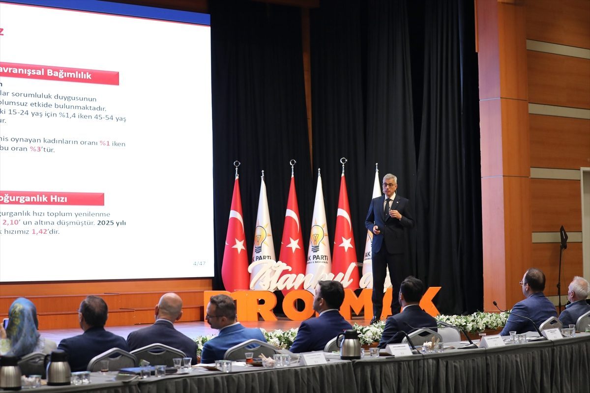 Sağlık Bakanı Memişoğlu, AK Parti Sağlıklı Türkiye Yüzyılı Teşkilat Toplantısı’na katıldı: