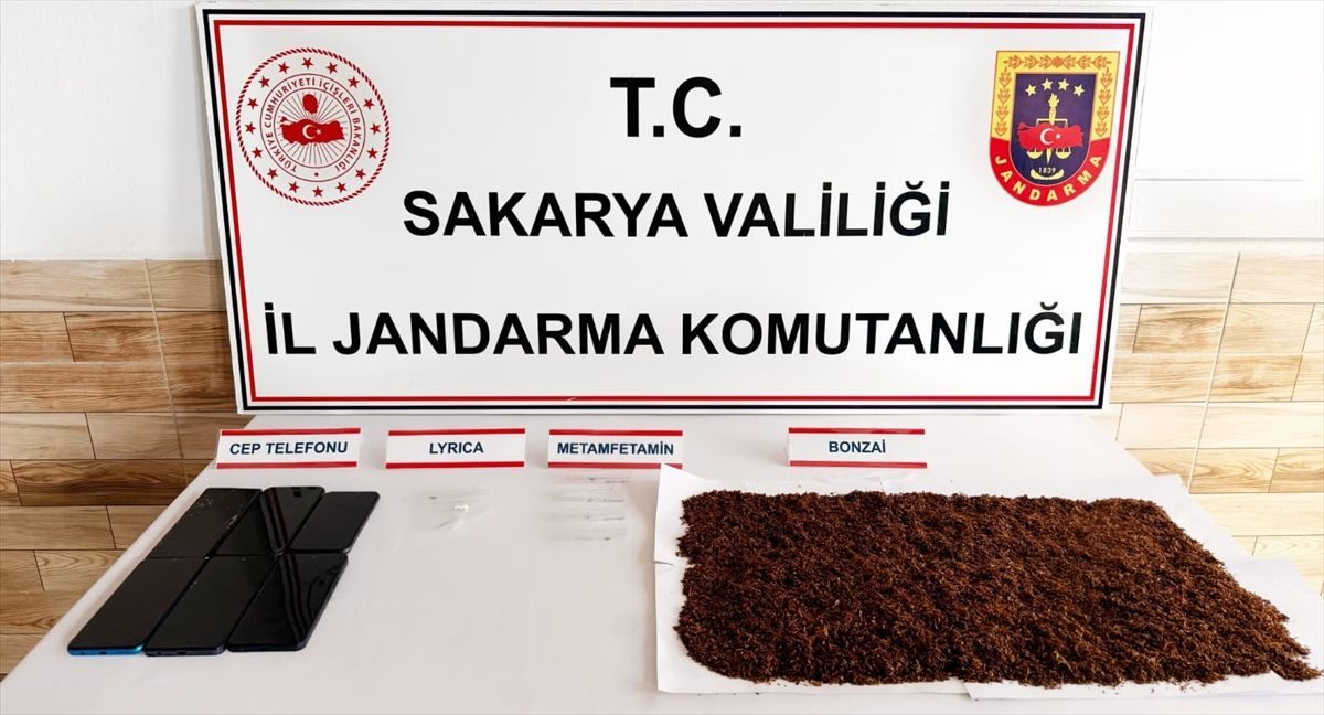Sakarya’da yaklaşık 1,5 kilogram sentetik uyuşturucu ele geçirildi