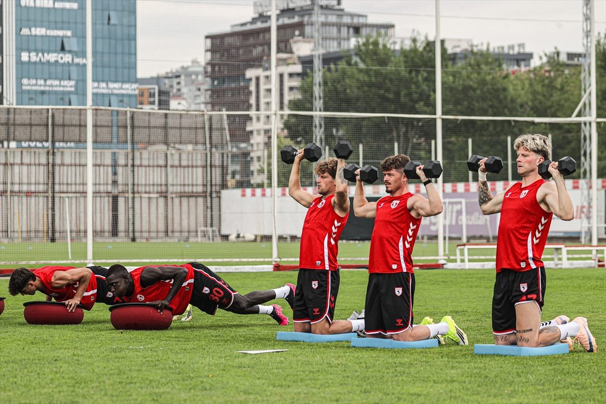 Samsunspor, yeni sezon hazırlıklarını sürdürdü