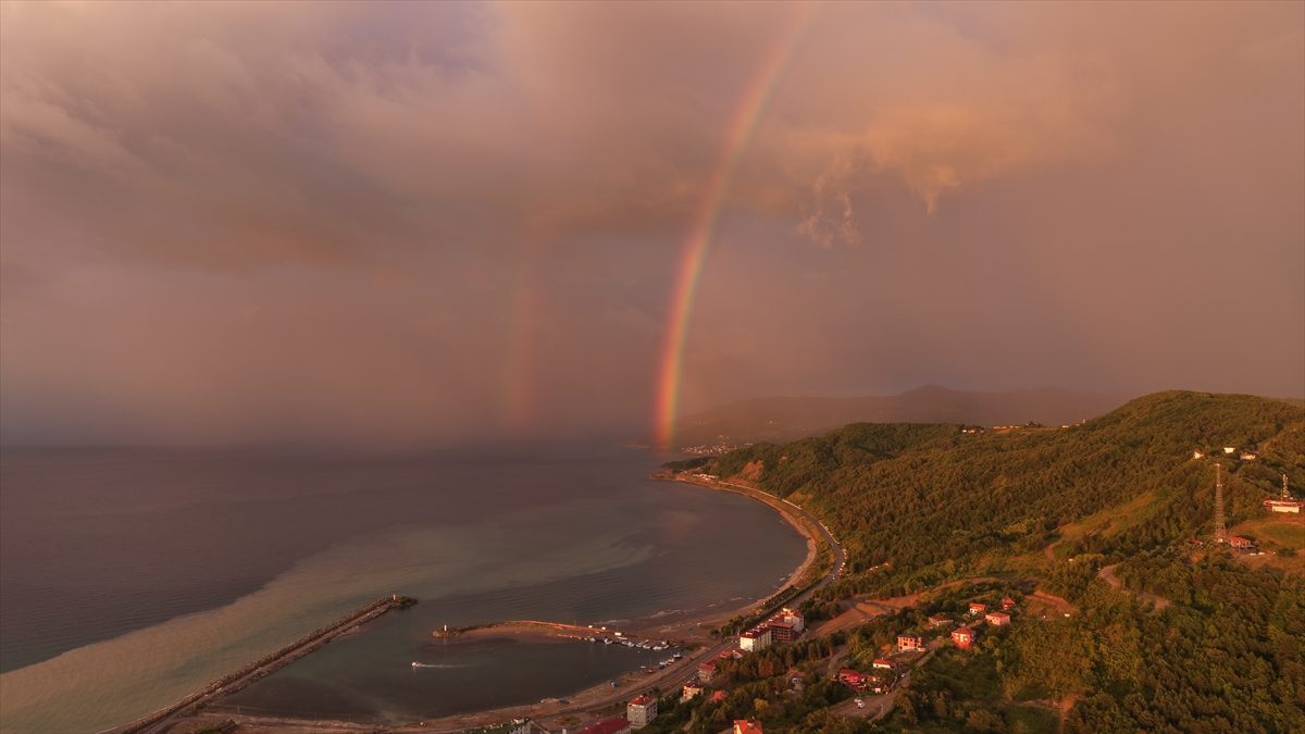 Sinop’ta oluşan çift gökkuşağı dron ile görüntülendi