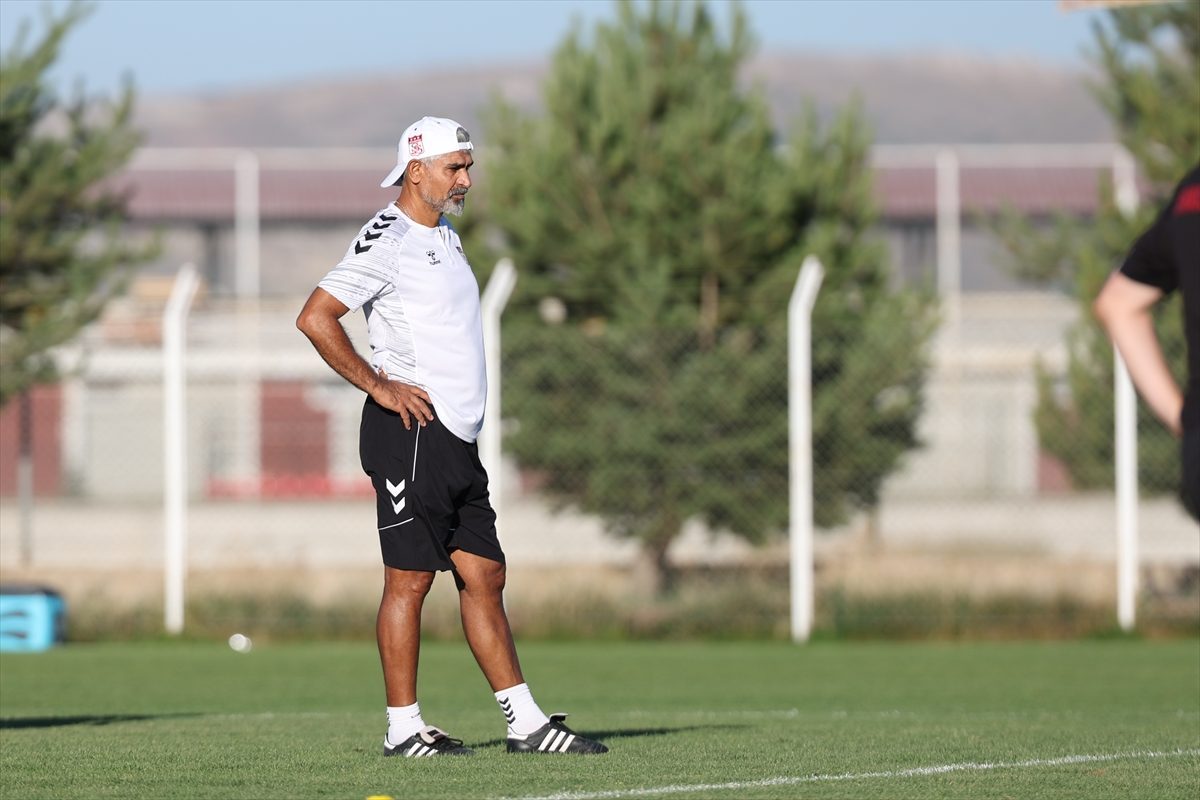 Sivasspor, yeni sezon hazırlıklarına devam etti