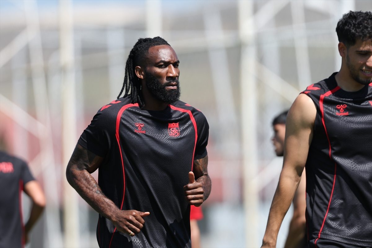 Sivasspor, yeni sezon hazırlıklarını sürdürdü
