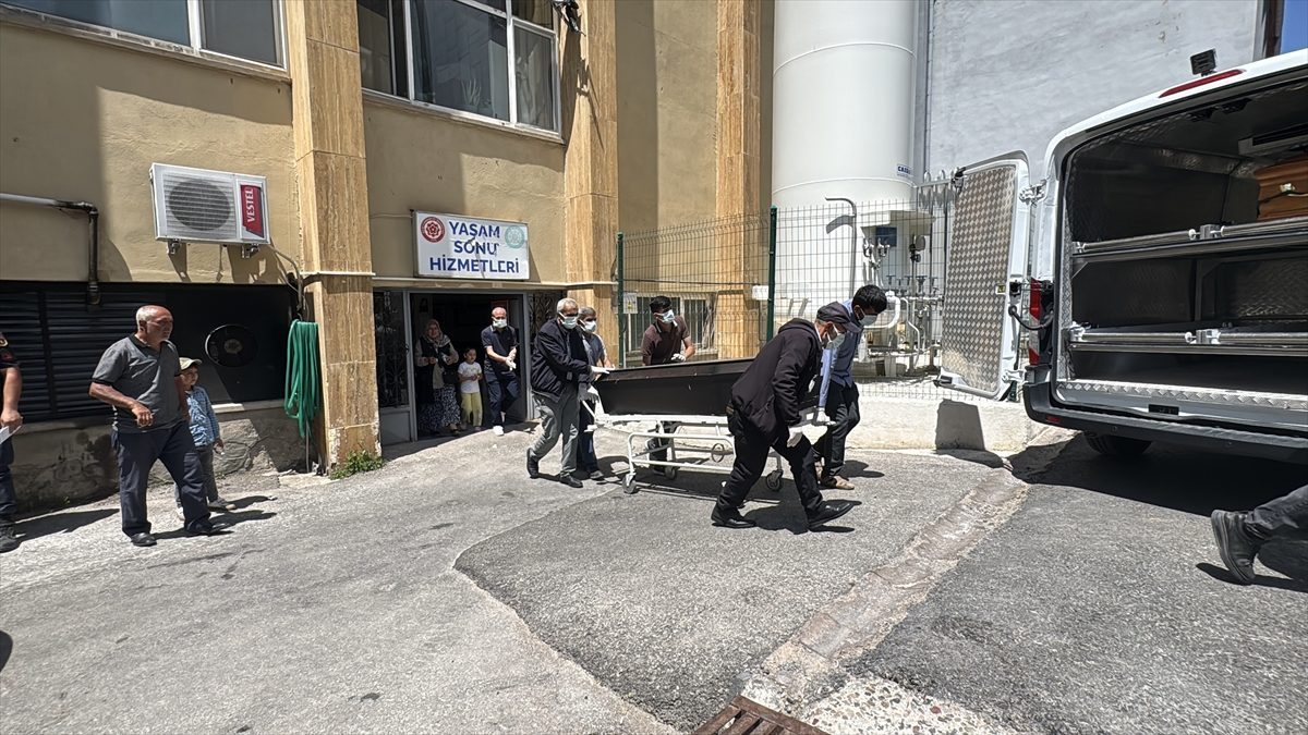 Sivas’ta KKKA hastalığı şüphesiyle tedavi gören kadın hayatını kaybetti