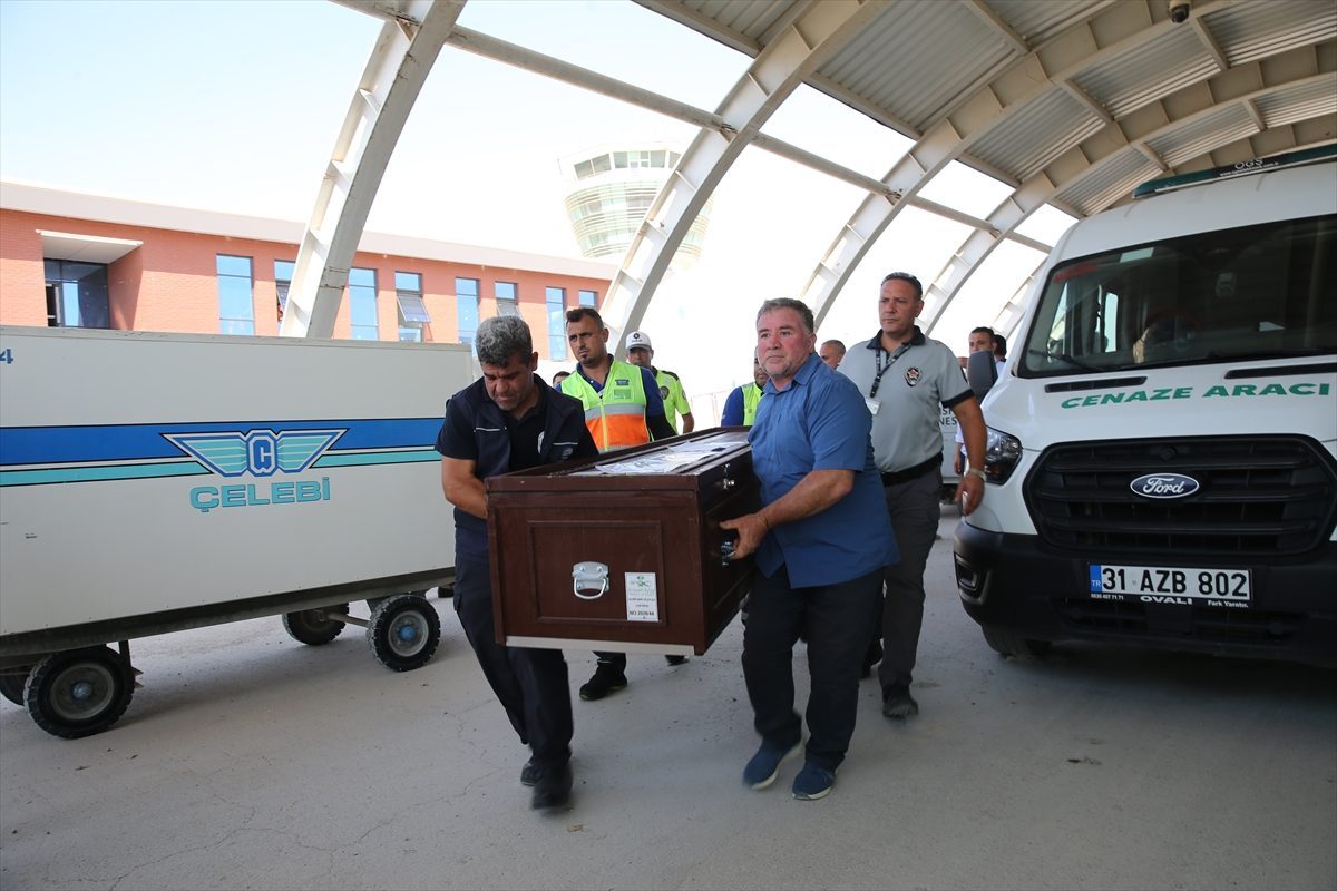Suudi Arabistan’da yangında ölen 4 Türk vatandaşının cenazeleri Hatay’a getirildi