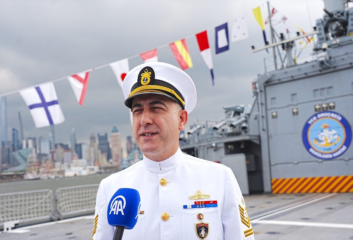 TCG Oruçreis, New York’ta düzenlenen ABD’nin 250. kuruluş yılı törenlerinde Türkiye’yi temsil etti