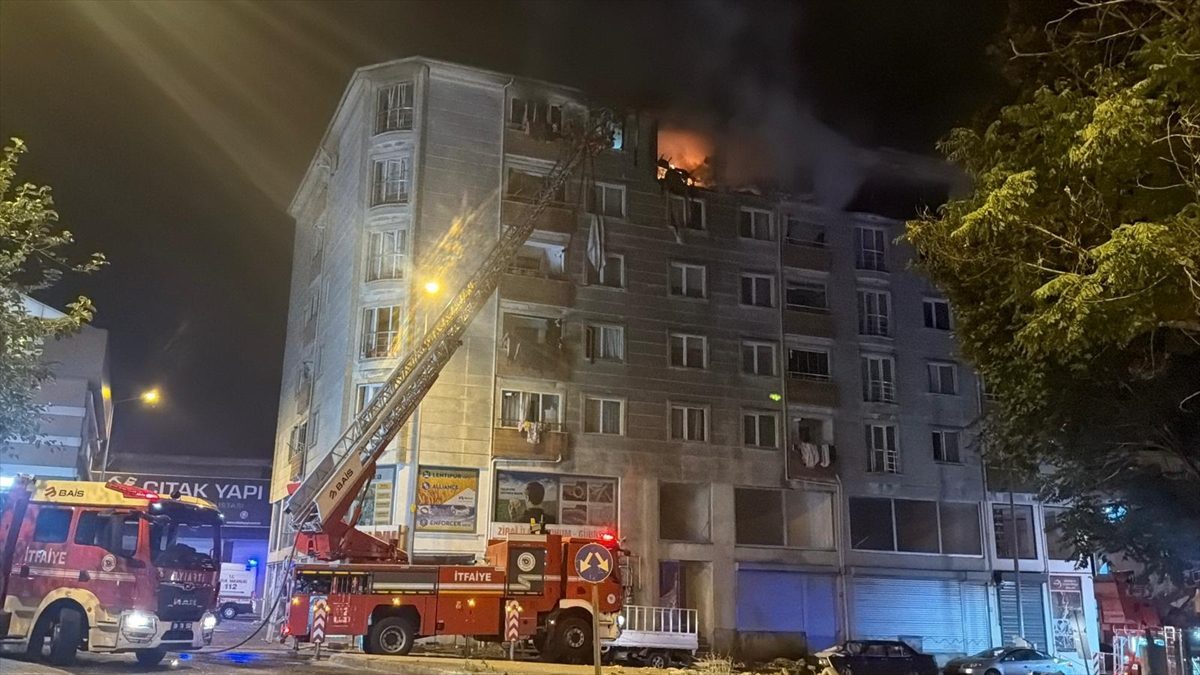 Tekirdağ’da apartmanın 6. katında meydana gelen patlamada 1 kişi öldü